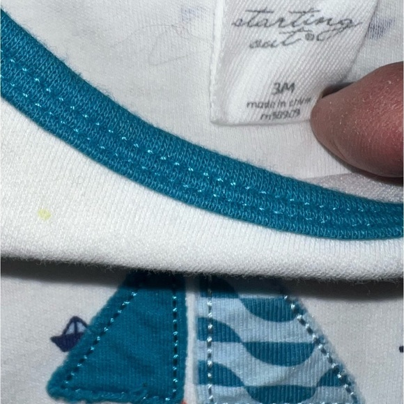 Starting Out Set of Boys Short Sleeved Onesies Sizes 3 & 6 Months - Picture 5 of 7